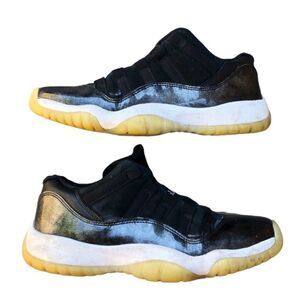 Rare 2016 Air Jordan 11 Retro Low Barons Size 6.5